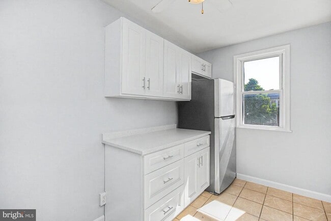 Building Photo - 416 Hornel St