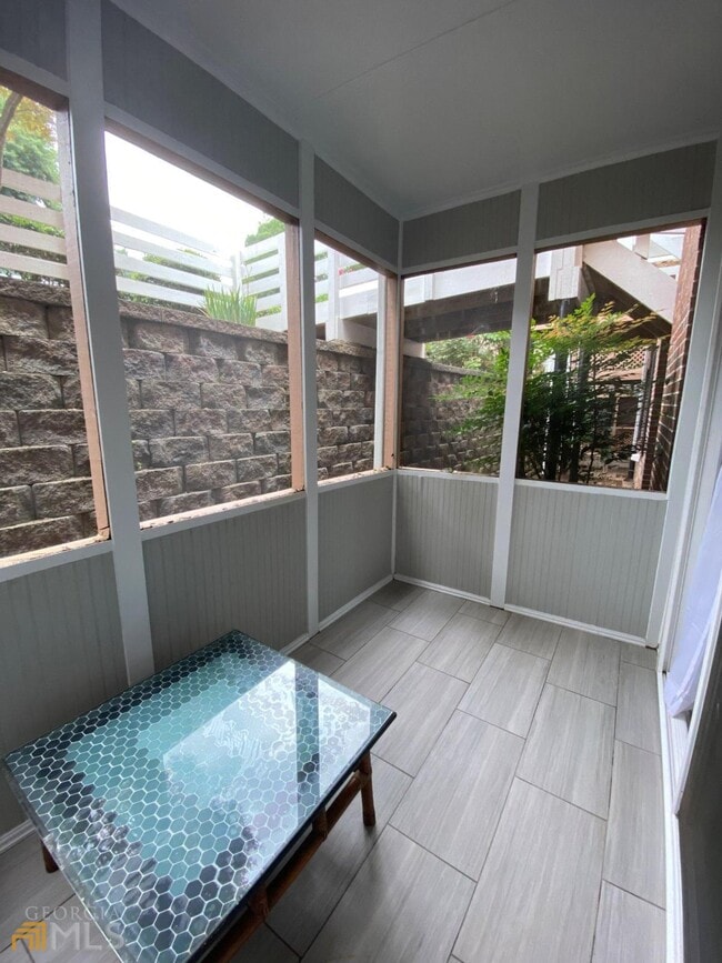 Building Photo - 279 Quail Run