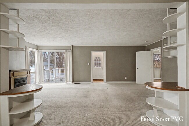 Building Photo - Charm Meets Modern Living in the Heart of Stanton