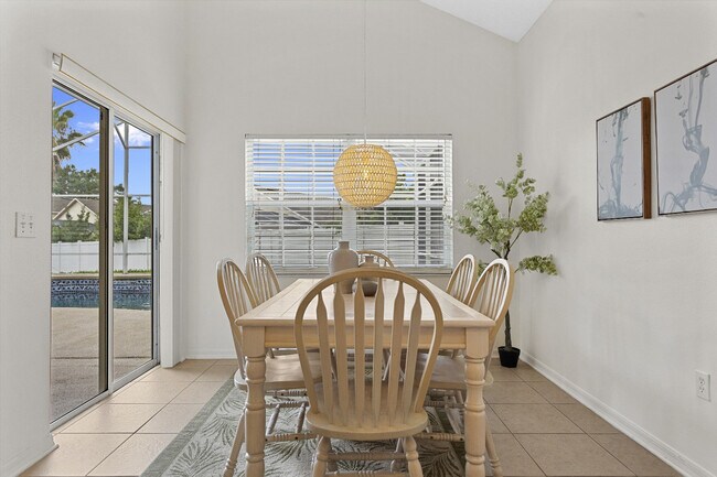 Building Photo - 7902 Silver Bass Ct