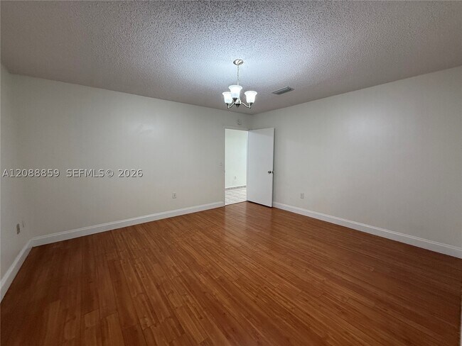 Building Photo - 3559 W 71st Terrace