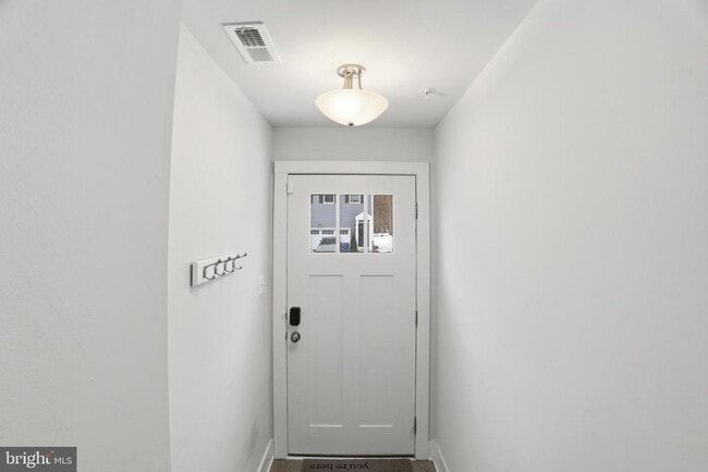 Building Photo - 610 Snapdragon Ct