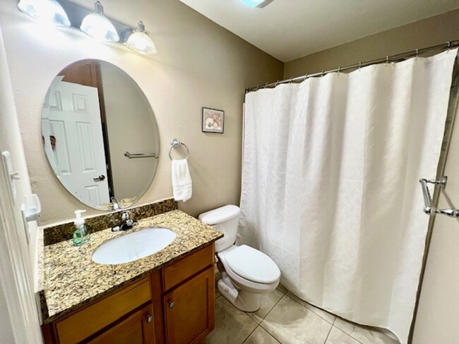 Building Photo - Waterfront Fully Furnished Condo!