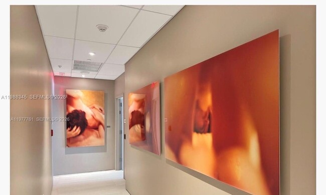 Building Photo - 460 NE 28th St