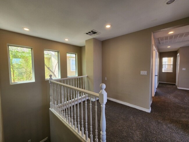 Building Photo - Beautiful Home in Summerlin