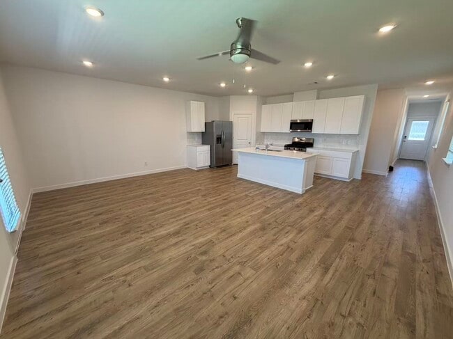 Building Photo - 3539 Adelie Ln