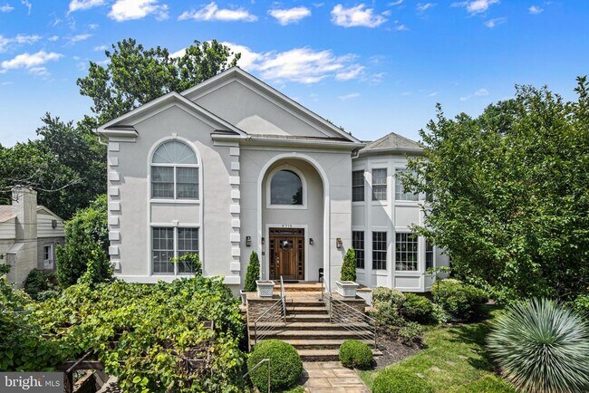 Building Photo - 9715 Singleton Dr