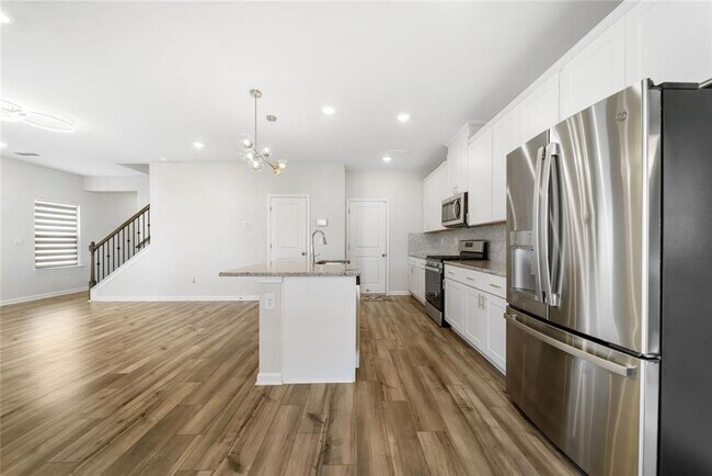 Building Photo - 1510 Lyon Wy Dr