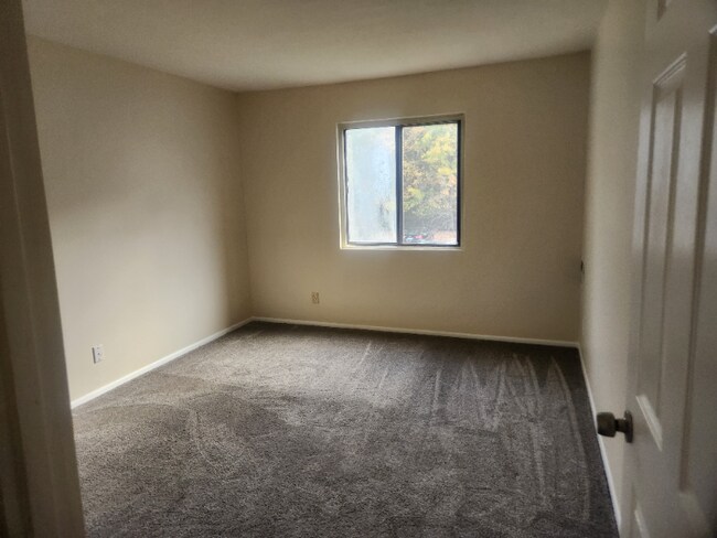 Building Photo - 27453 Westown Blvd