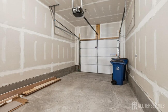 Building Photo - 214 Jessie Pl