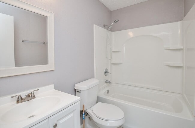Building Photo - 18723 Lippizaner Dr