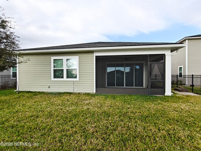 Building Photo - 1876 Amberly Dr