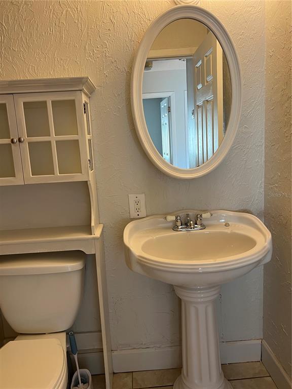 Building Photo - 309 Amherst Ave