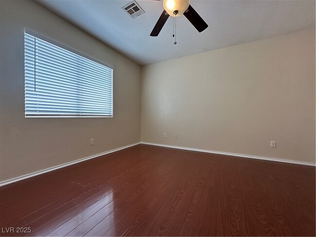 Building Photo - 821 Dancing Vines Ave