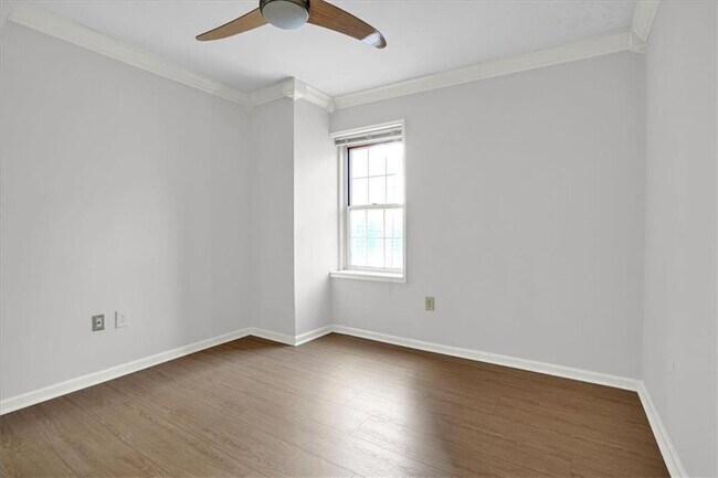 Building Photo - 199 14th St NE