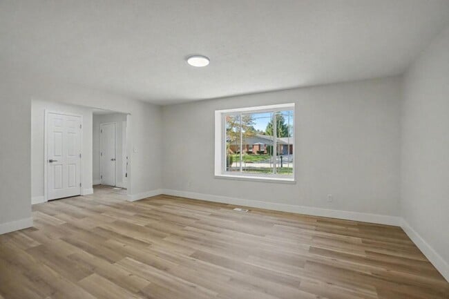 Building Photo - 7882 Lockport Blvd