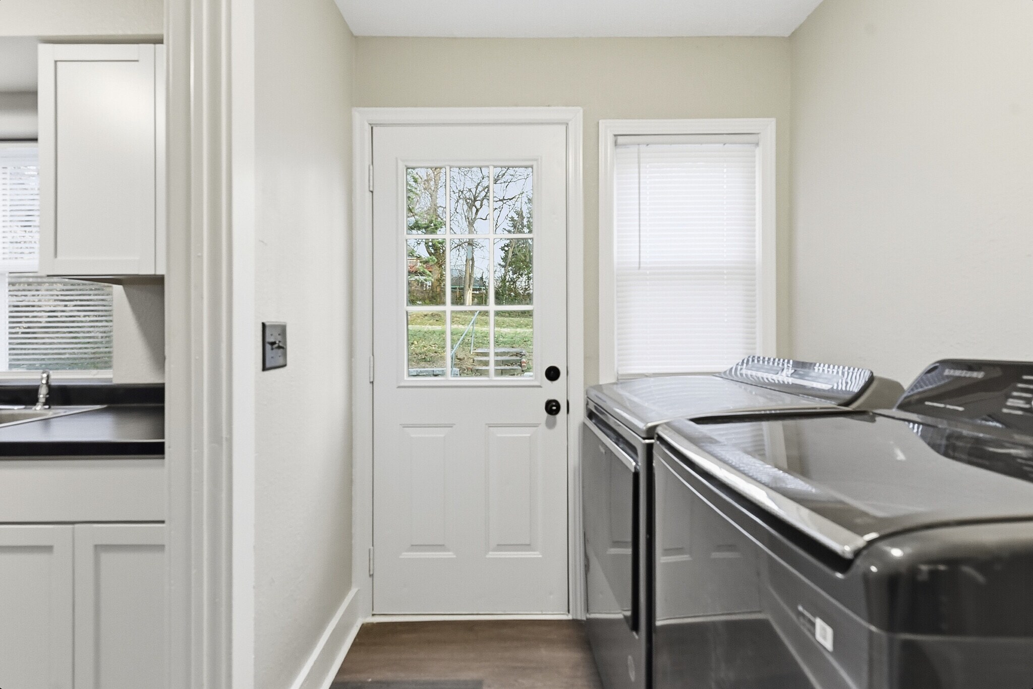 Building Photo - 4677 N 60th St