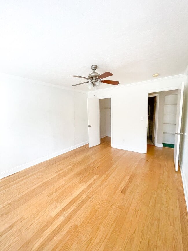 Building Photo - Tumblin Creek C-23 - Pet Friendly