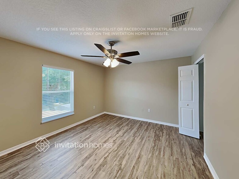 Building Photo - 3306 97th Ln E