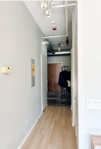 Building Photo - 212 E Cullerton St