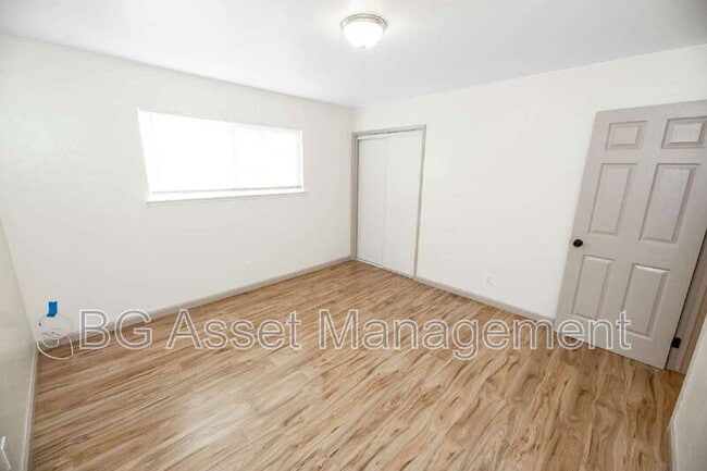 Building Photo - 1640 Barrus Ave