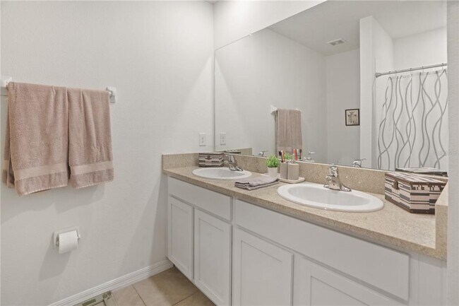 Building Photo - 33592 Barberry Leaf Wy