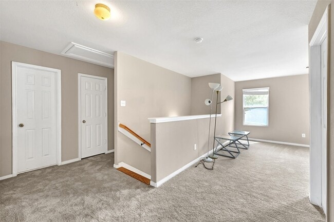 Building Photo - 3007 Apple Dale Dr