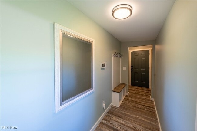 Building Photo - 99 Smith St