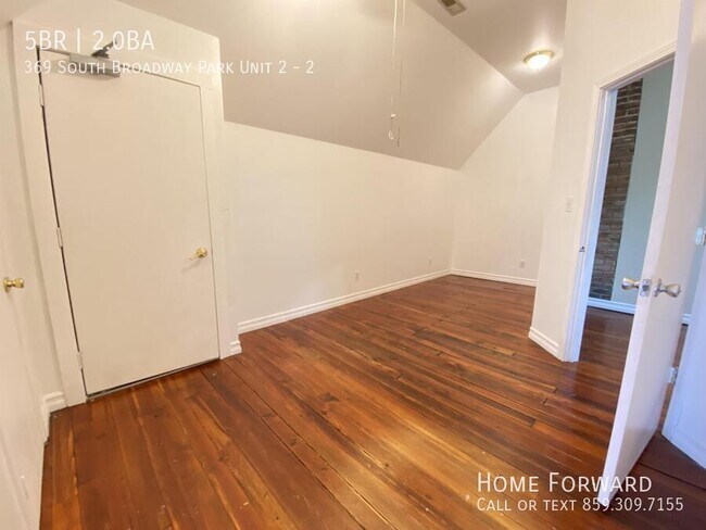 Building Photo - 369 S Broadway Park