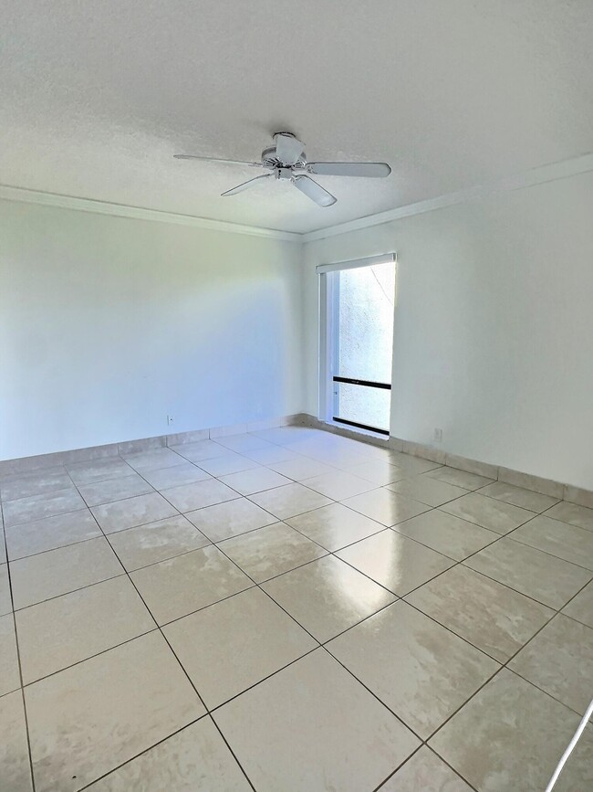 Building Photo - 3050 Presidential Way