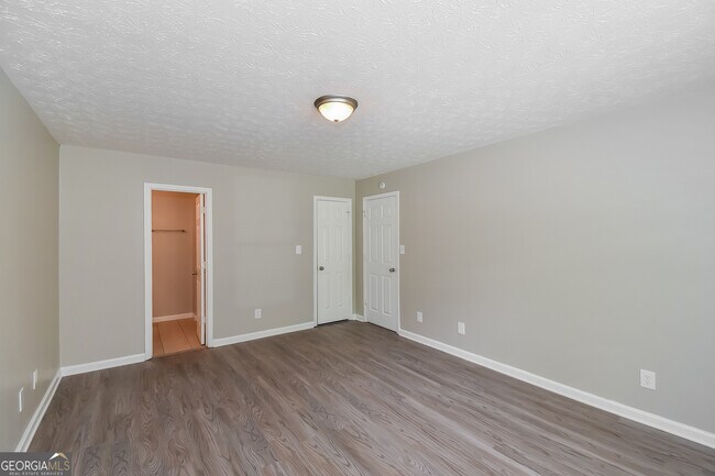 Building Photo - 2745 Sapphire St