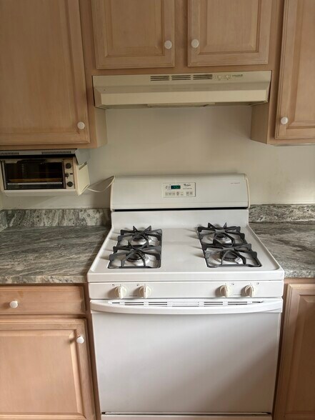 Building Photo - 108 Cart Dr