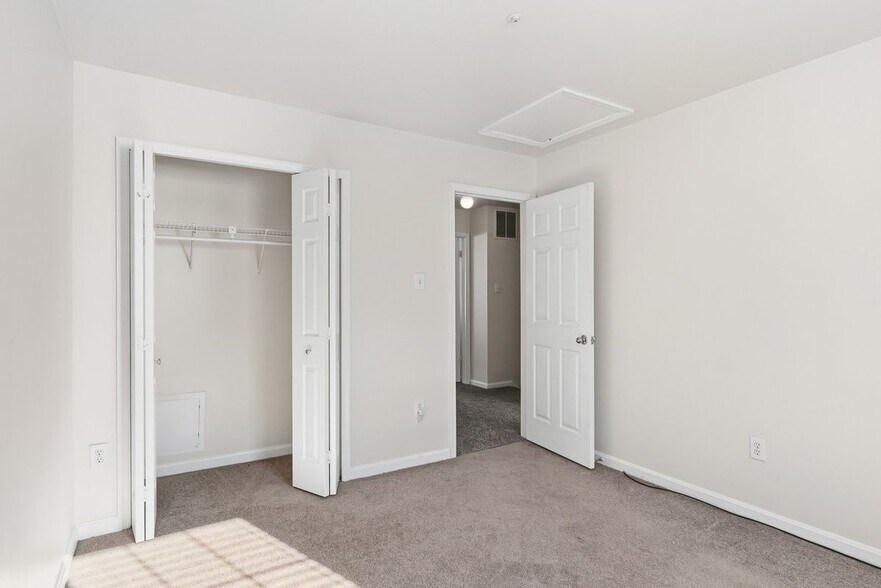 Building Photo - 3507 Corn Stream Rd