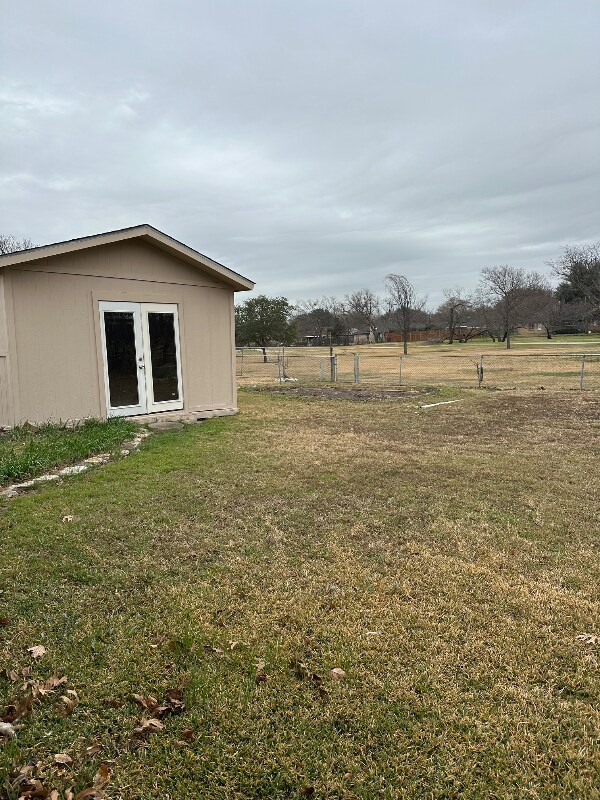 Building Photo - 7916 Shannon Ln