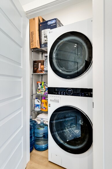 Building Photo - 3101 Govalle Ave