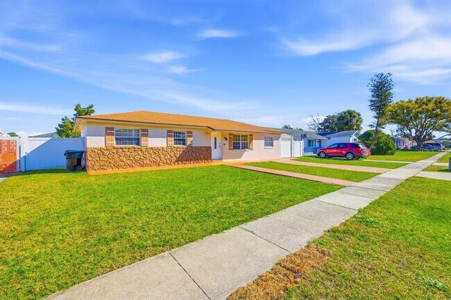 Building Photo - 5681 Tulip Ave