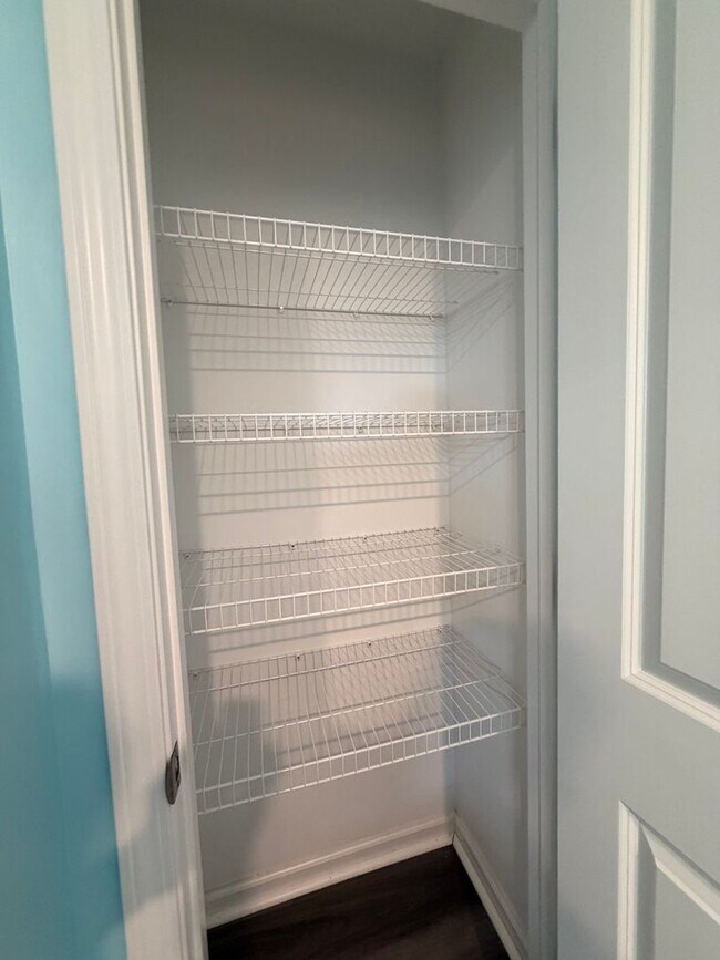 Building Photo - Newly Built 4-Bedroom Home for Rent in Old Heritage Neighborhood – Shelbyville, KY