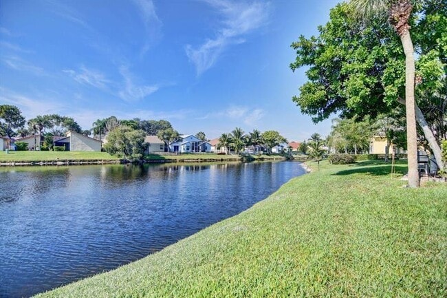 Building Photo - 211 NW 45th Ave