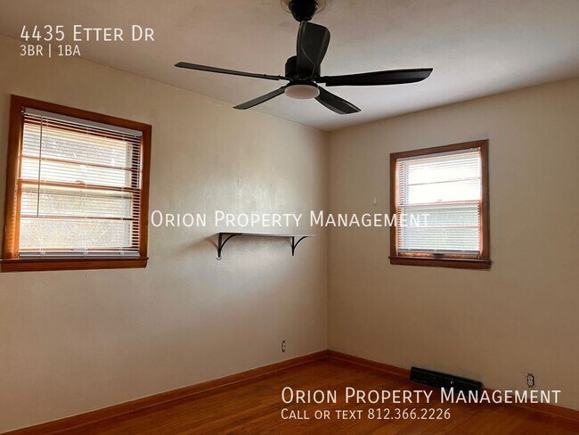 Building Photo - 4435 E Etter Dr