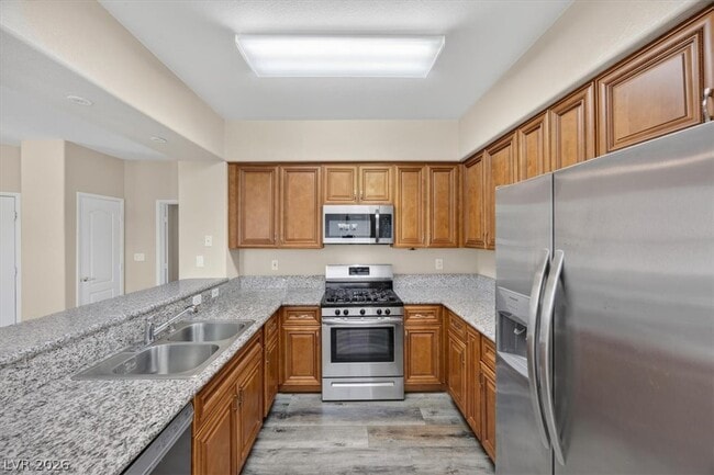 Building Photo - 9901 Trailwood Dr