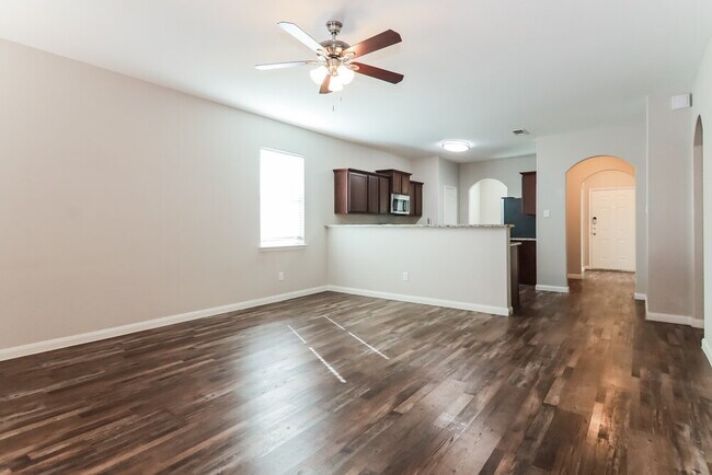 Building Photo - 341 Soap Tree Dr