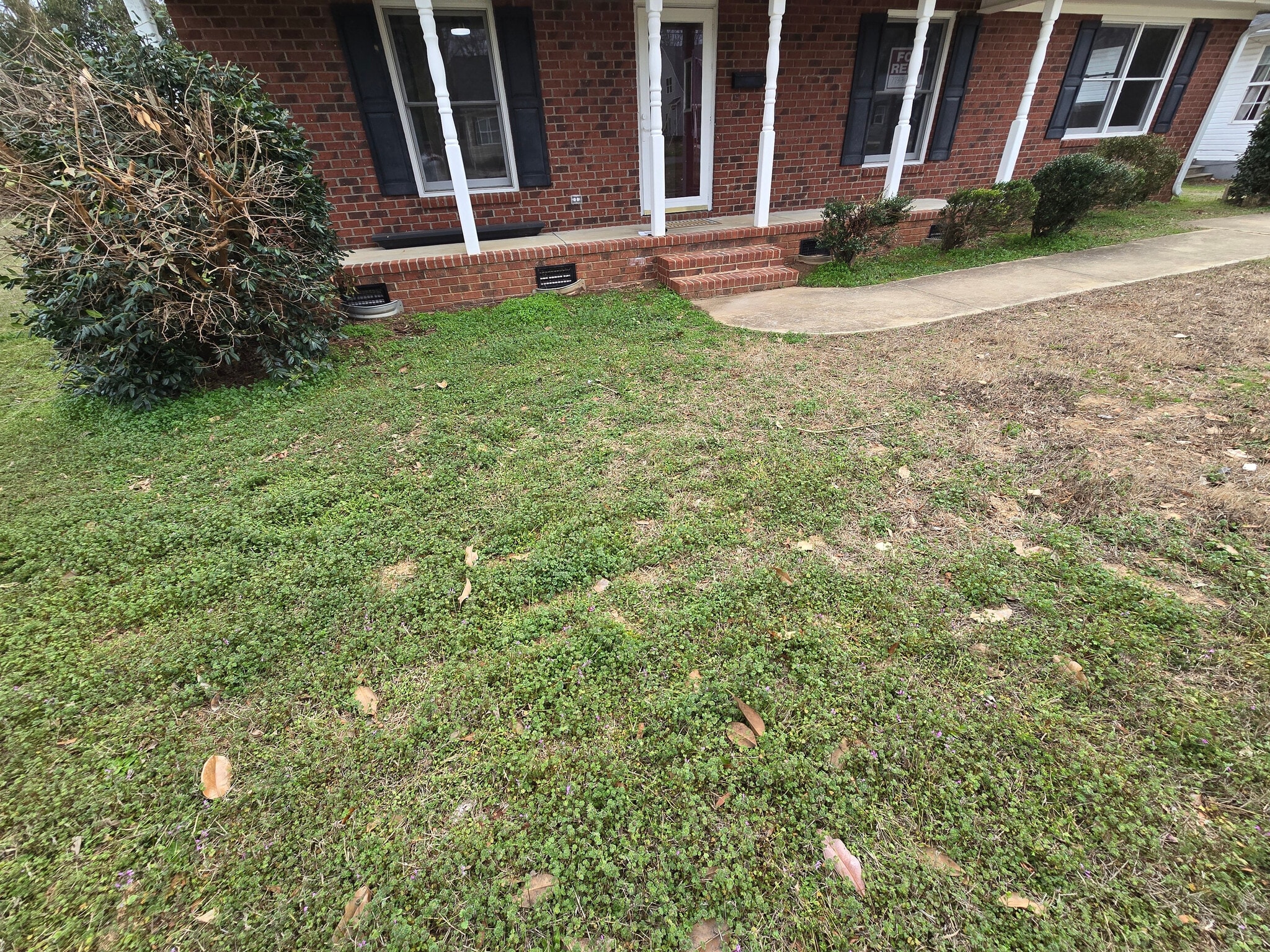 Building Photo - Room in House on Lucky Ct