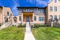 Building Photo - 1084 Bryden Rd