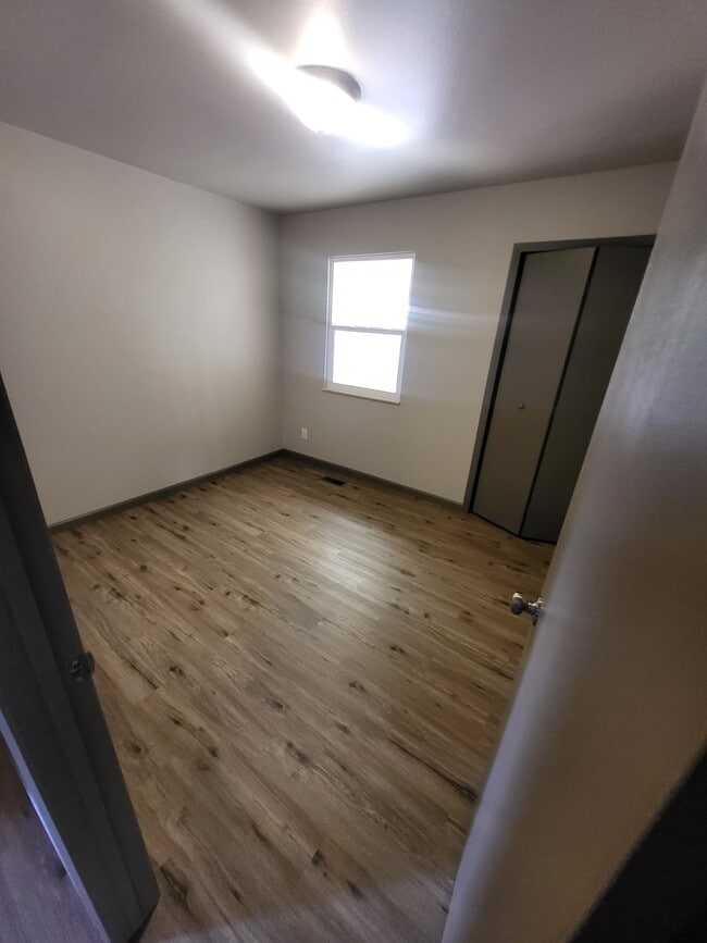 Building Photo - 17 Wheatridge Dr