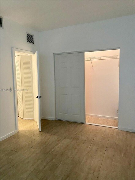 Building Photo - 1611 Meridian Ave