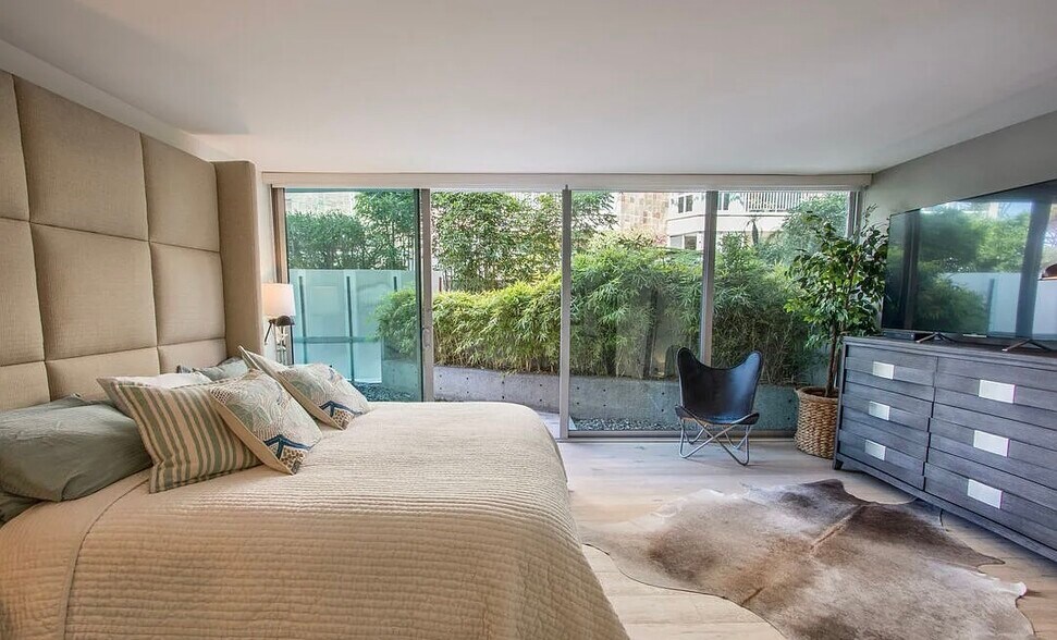 Building Photo - 535 Ocean Ave