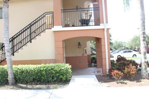 Building Photo - 3760 N Jog Rd