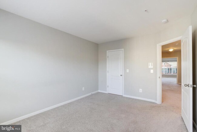Building Photo - 22753 Verde Gate Terrace