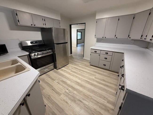 Building Photo - 42 Old US Hwy 91