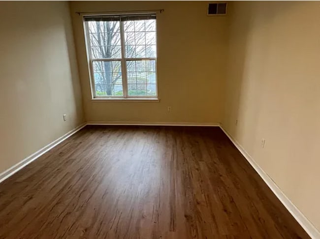 Building Photo - 1314 Sierra Dr